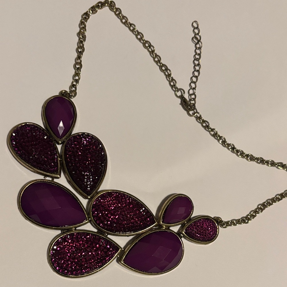 Elegant Purple Statement Necklace